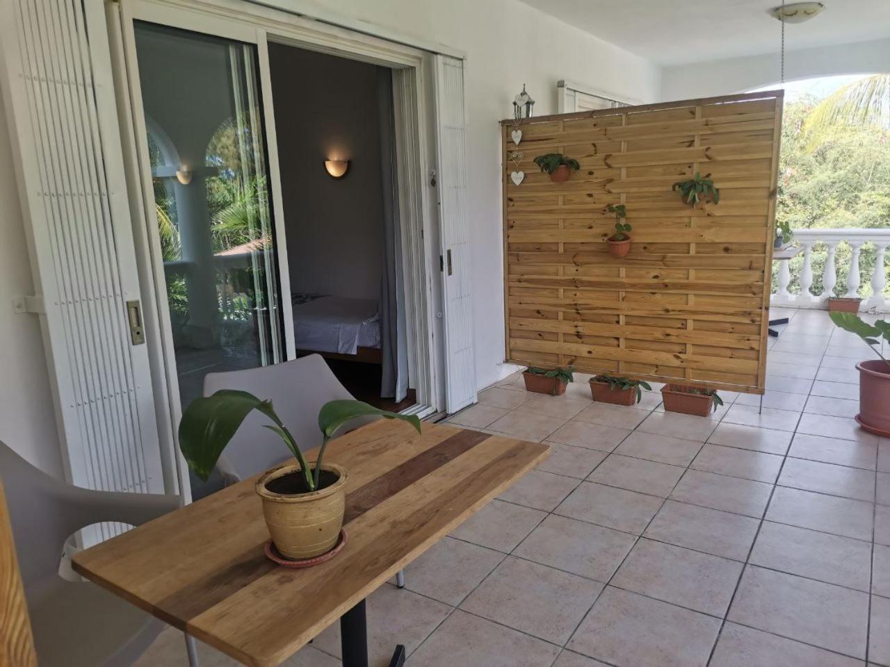 דירות Rivière Noire Artists House מראה חיצוני תמונה