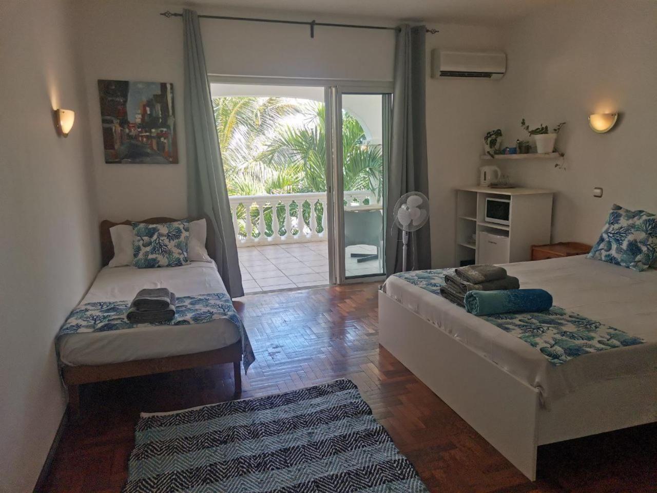 דירות Rivière Noire Artists House מראה חיצוני תמונה